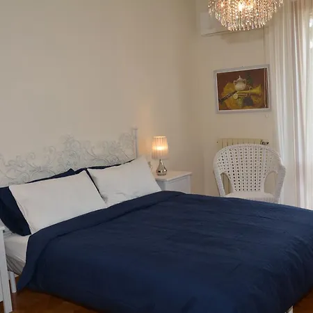 Viola Apartman